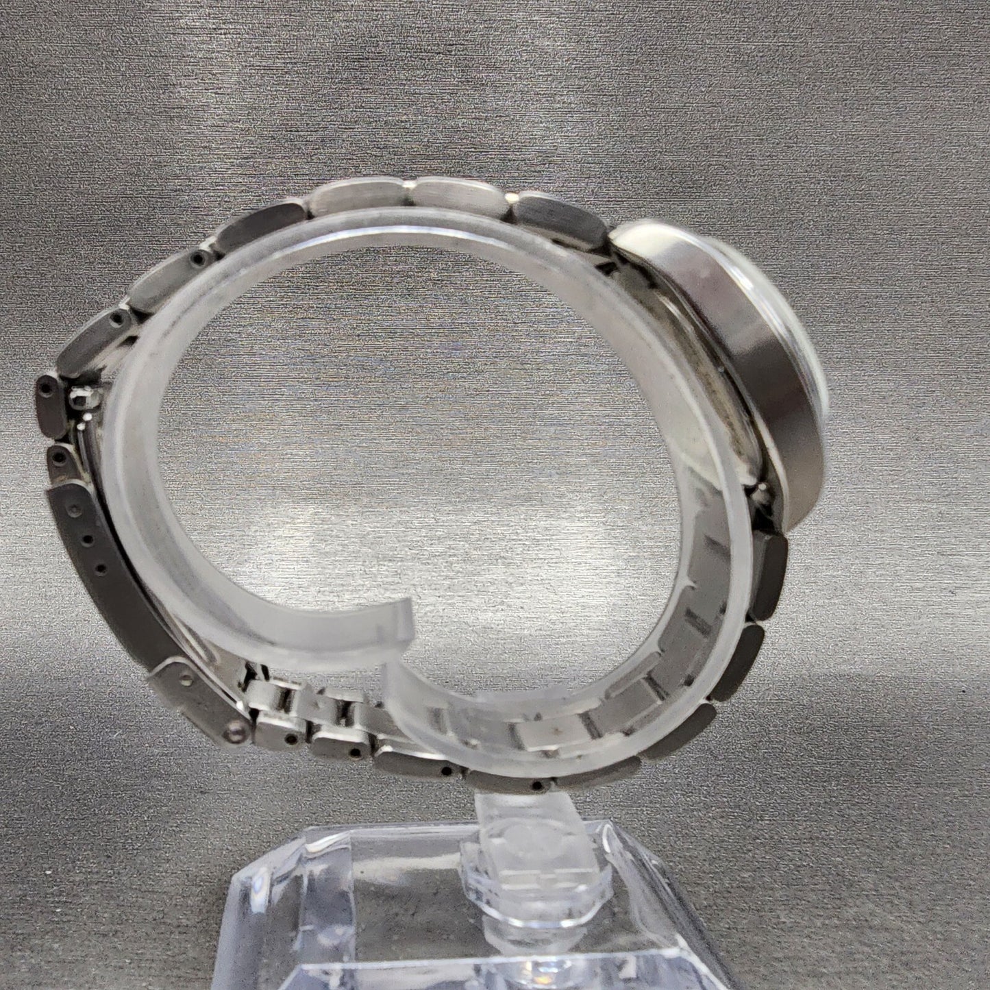 ESQ Watch Women 27mm Silver Dial Stainless Steel Date Round New Batt10