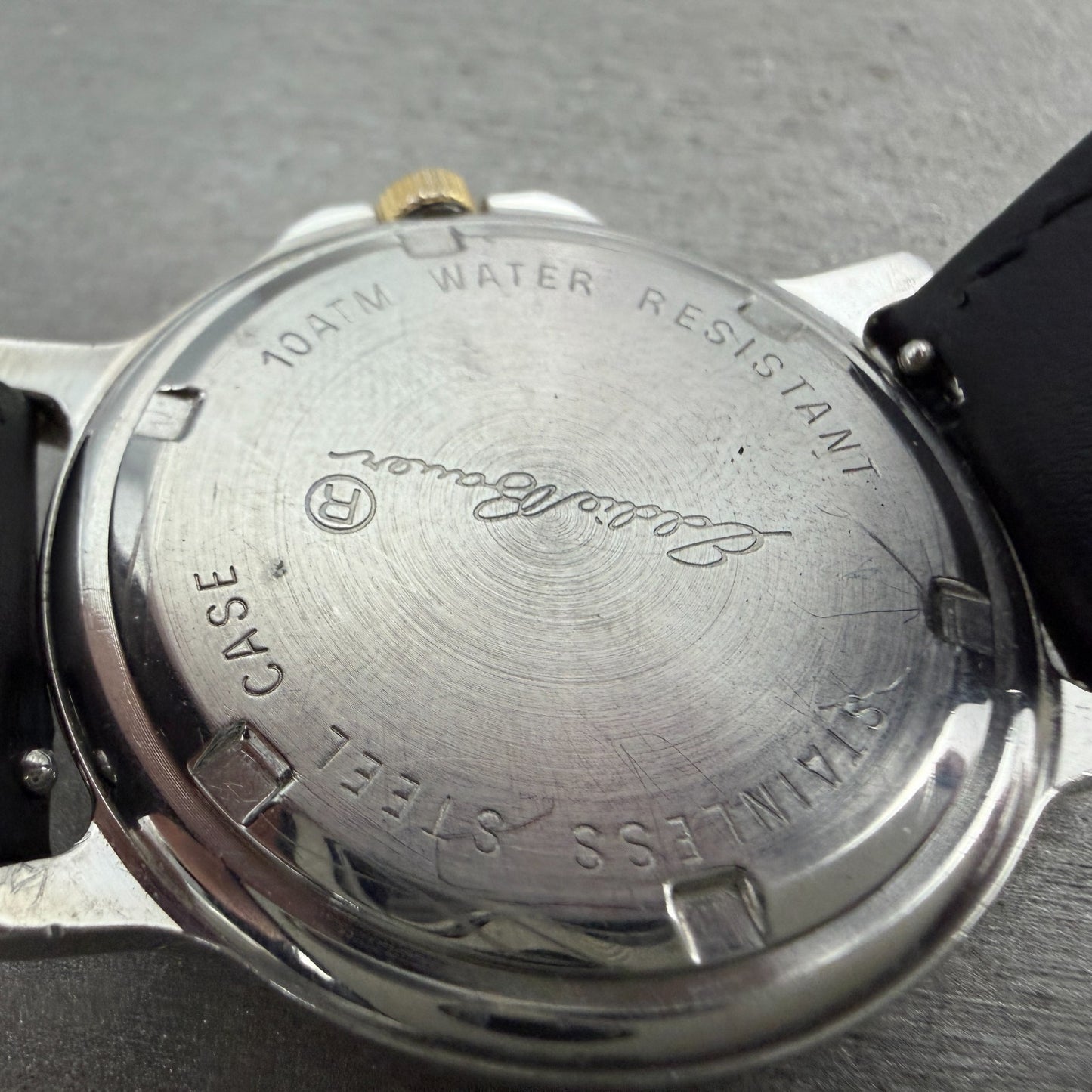 Eddie Bauer Dive Watch Men 36mm White Dial Two Tone Date Round New Battery10