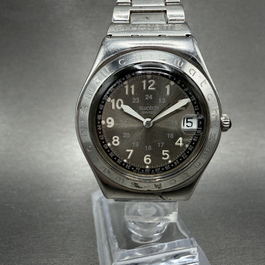 Swatch Irony Happy Joe Watch Women 33m Silver Dial Silver Tone Date Round Newbat0