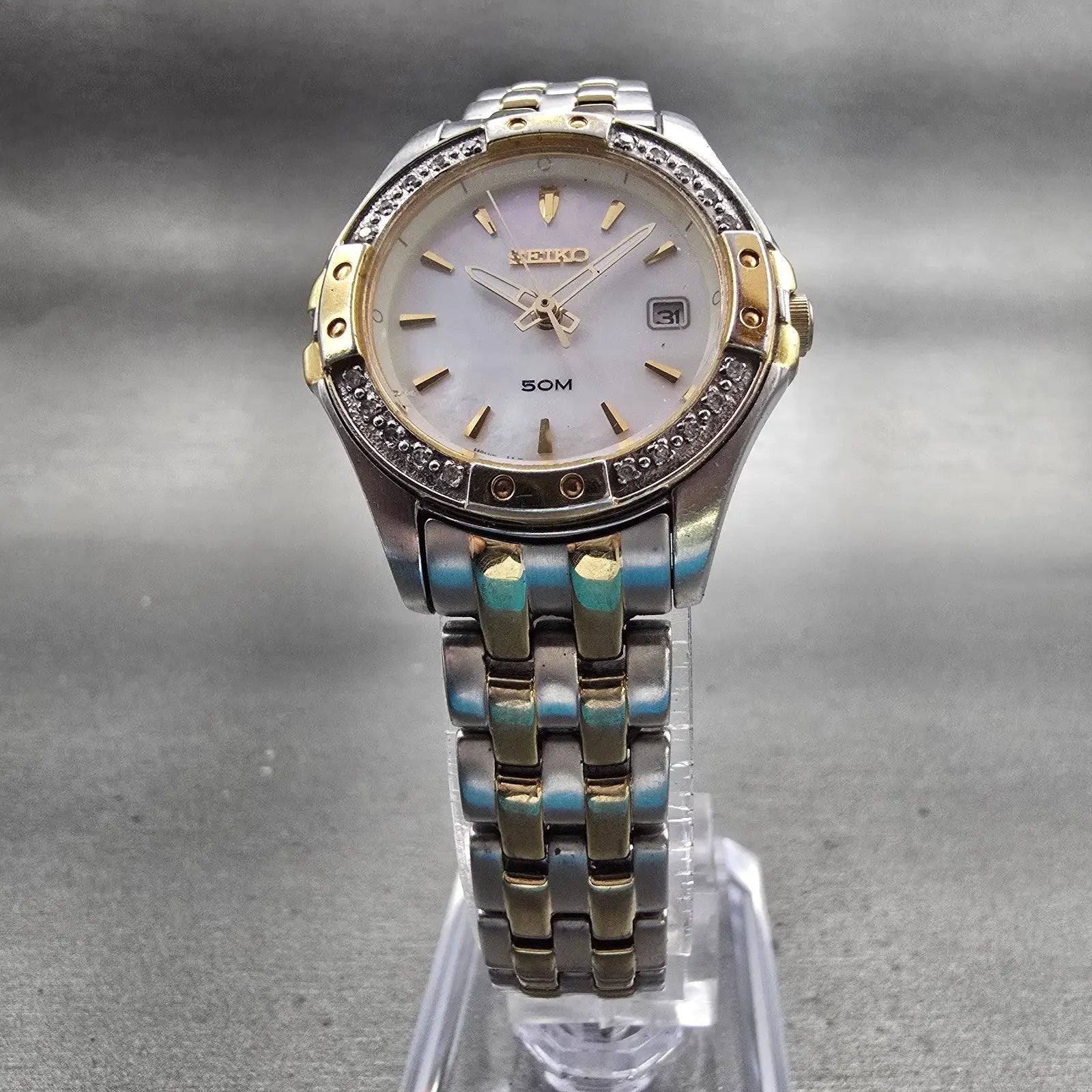 Seiko Watch Women 27mm MOP Dial Two Tone Date 7N82-0HL0 New Battery VTG Diamonds5