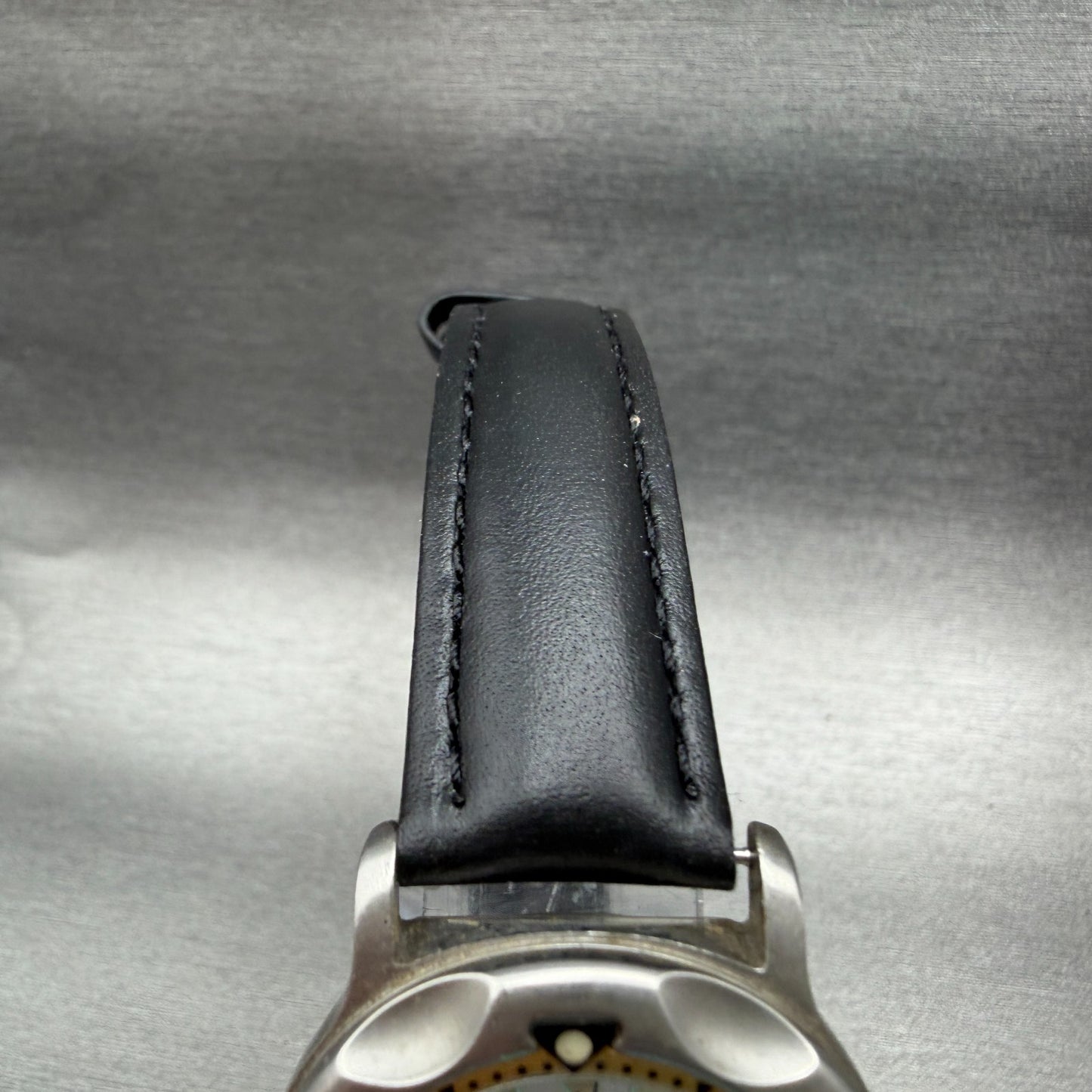 Seiko Scuba Dive Watch Women 31mm White dial Two Tone Date 3E250A10 New Battery4