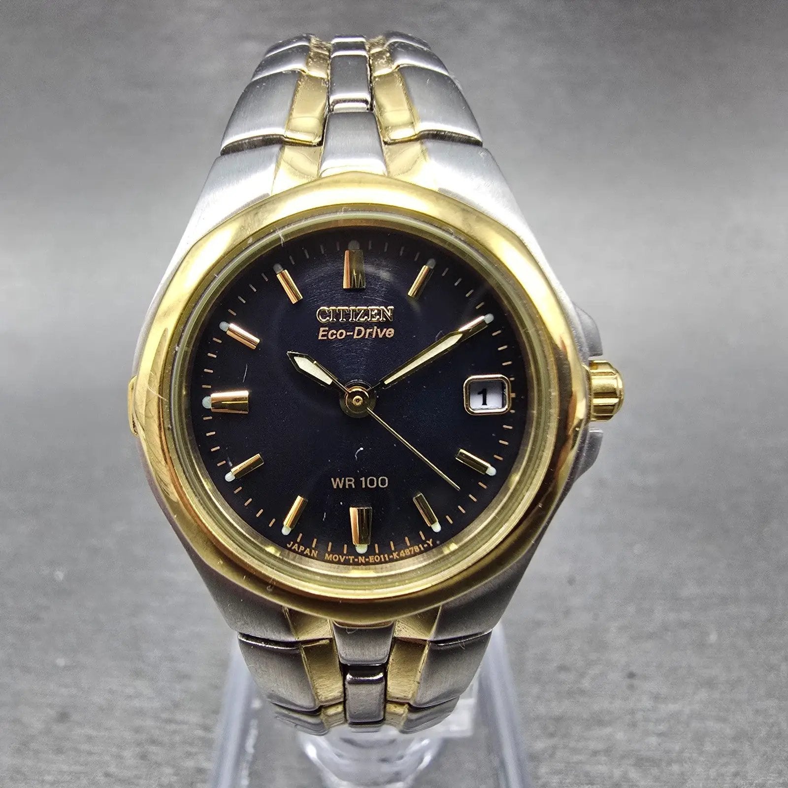 Citizen Eco-Drive Watch Women 24mm Black Dial Two Tone Date E011-K15711 Runs KO0