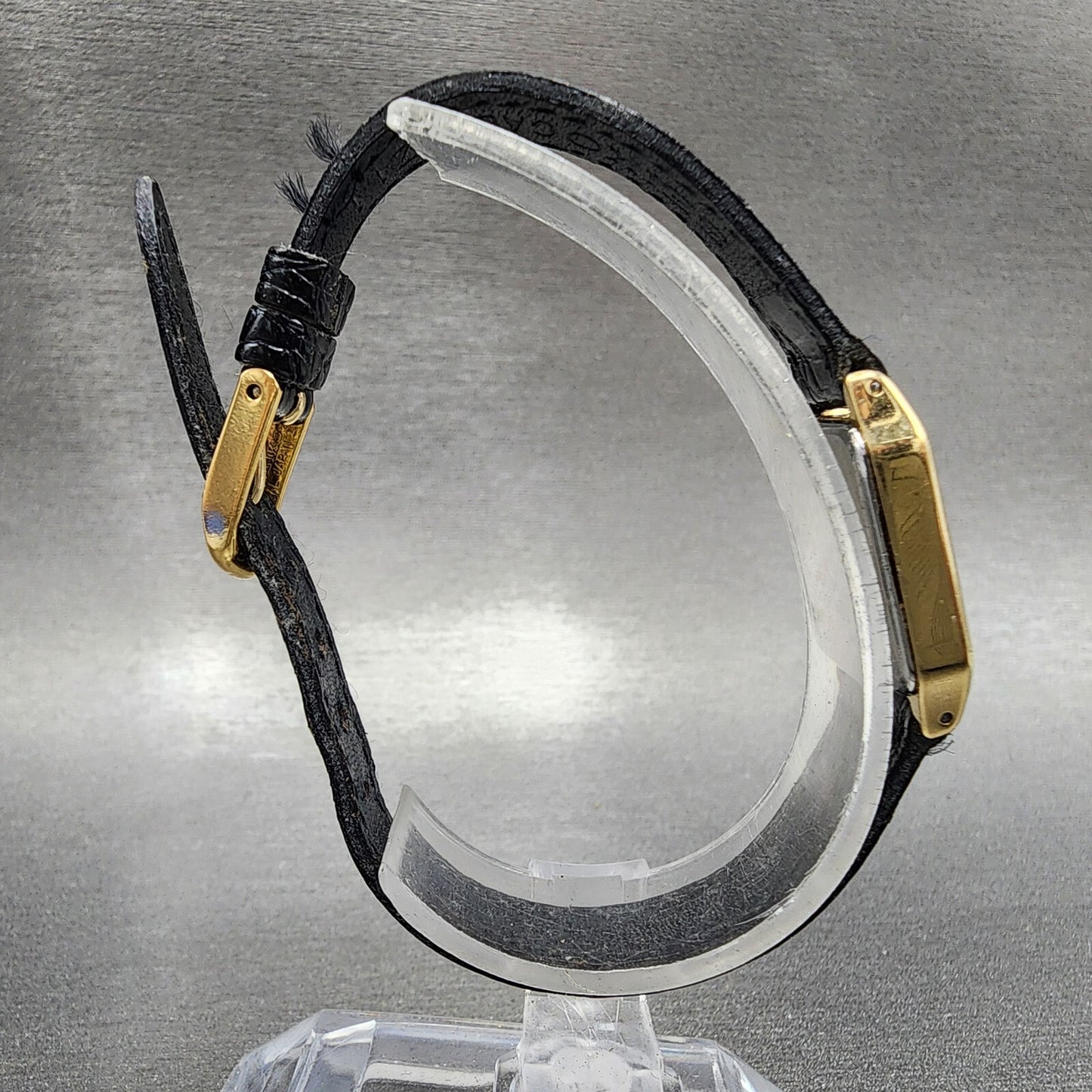 Seiko Tank Watch Women 17mm Black Dial Gold Tone Rectangle V4005538 New Battery8