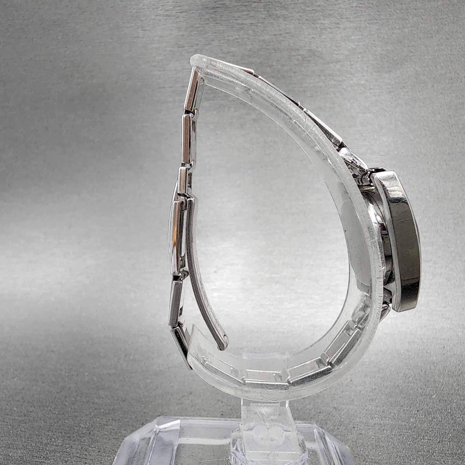 Seiko Solar Special Watch Women 20mm Silver Dial Silver Tone Rectangle READ!!!!8