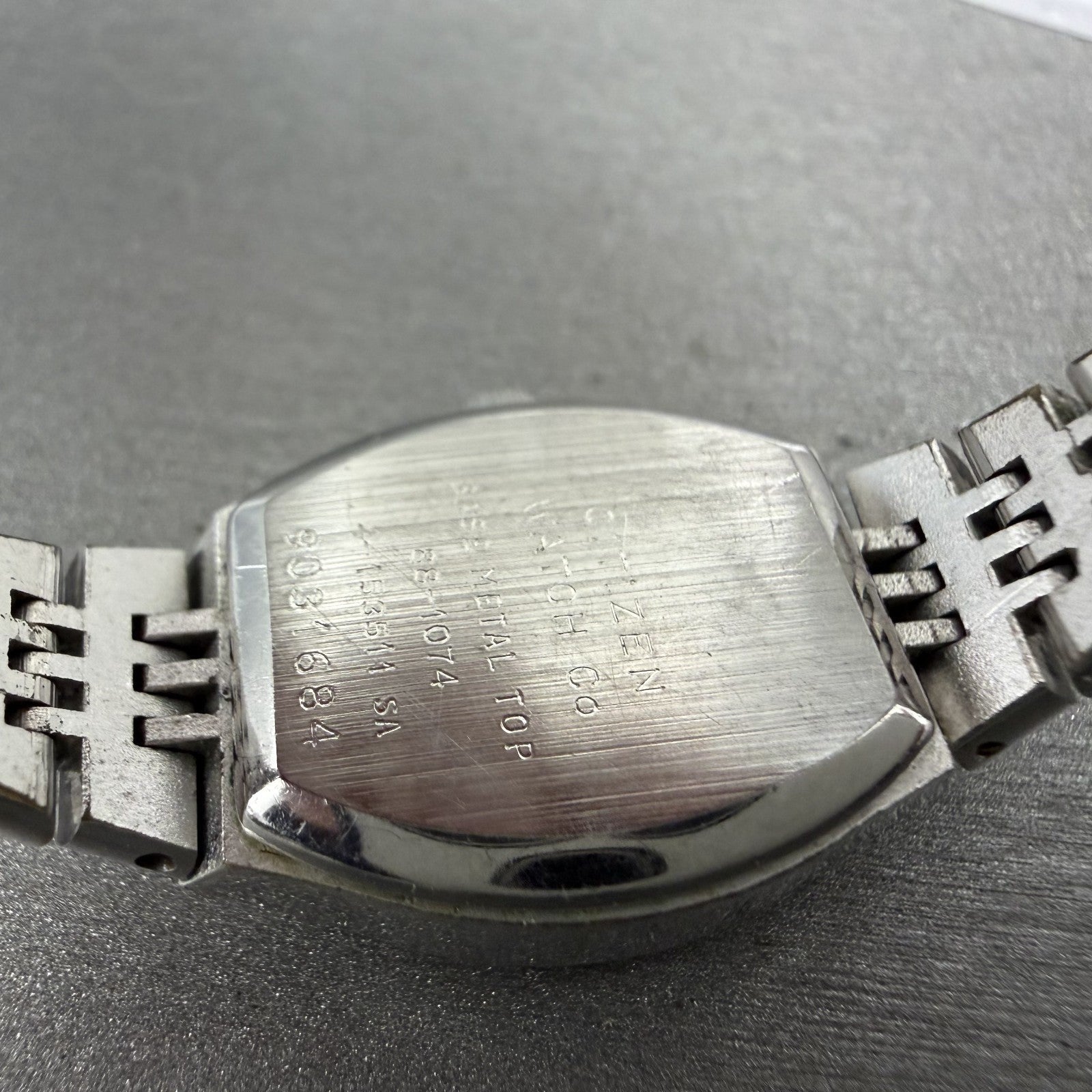 Citizen CQ Watch Women 18mm Silver Dial Silver Tone 4153511 New Battery9