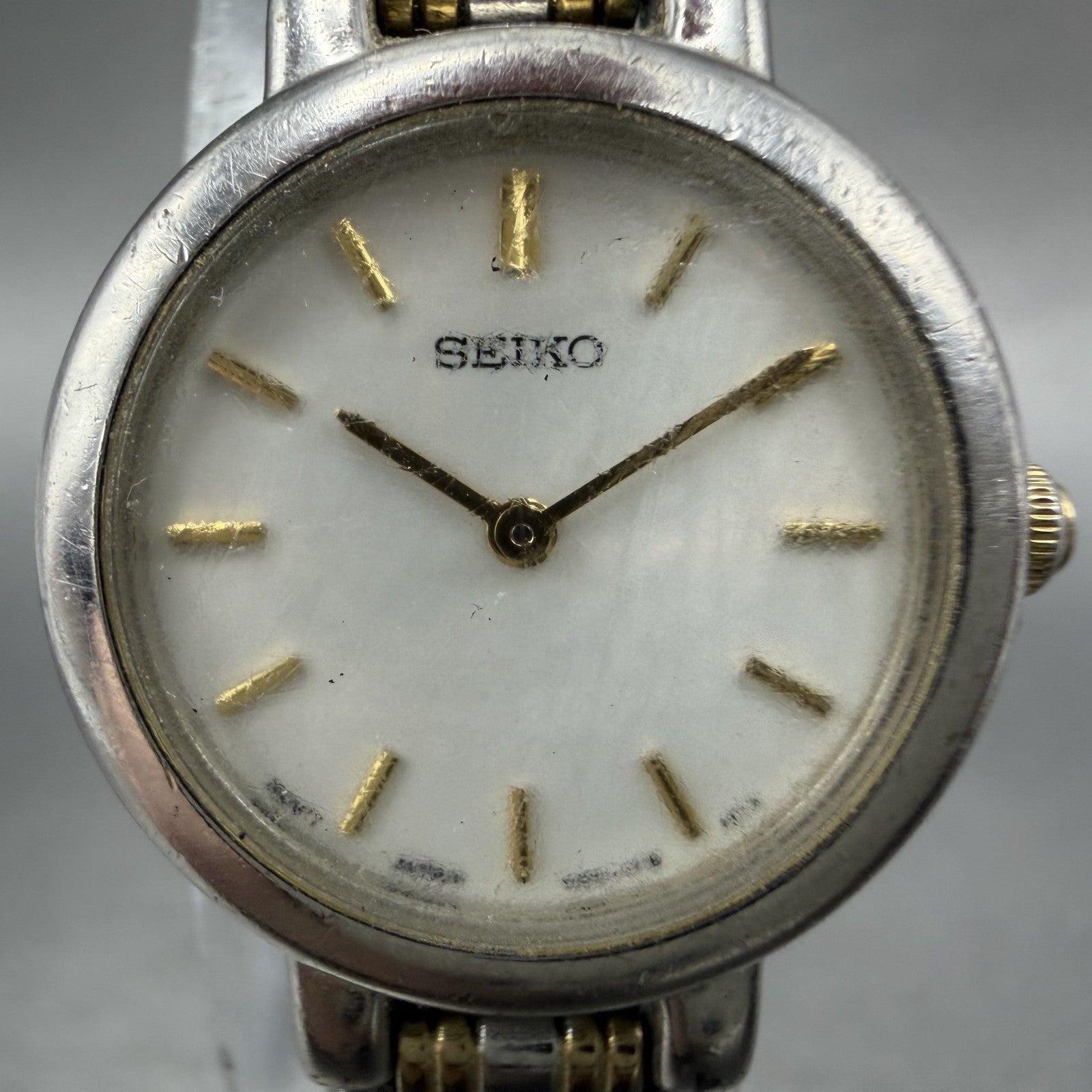 Seiko Watch Women 21mm White Dial Two Tone Round 1N00-1E09 New Battery ABC1