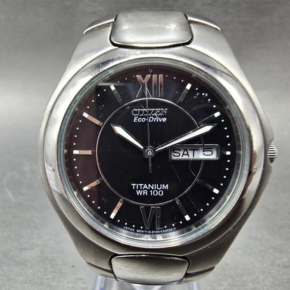 Citizen Eco-Drive Watch Men 36mm Black Dial Titanium Daydate E100-K18434 Runs0
