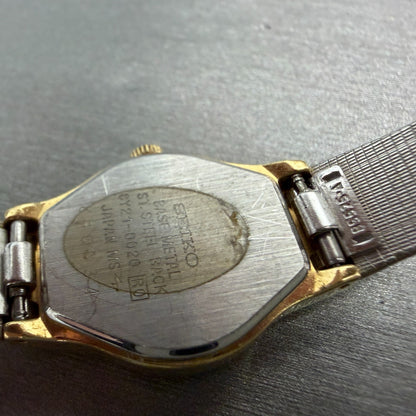 Seiko Watch Women 20mm Black Dial Gold Tone Round 8Y21-0020 New Battery VTG 6899