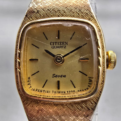 Citizen Watch Women 16mm Champagne Dial Gold Tone Oval 3220-949633 New Battery1