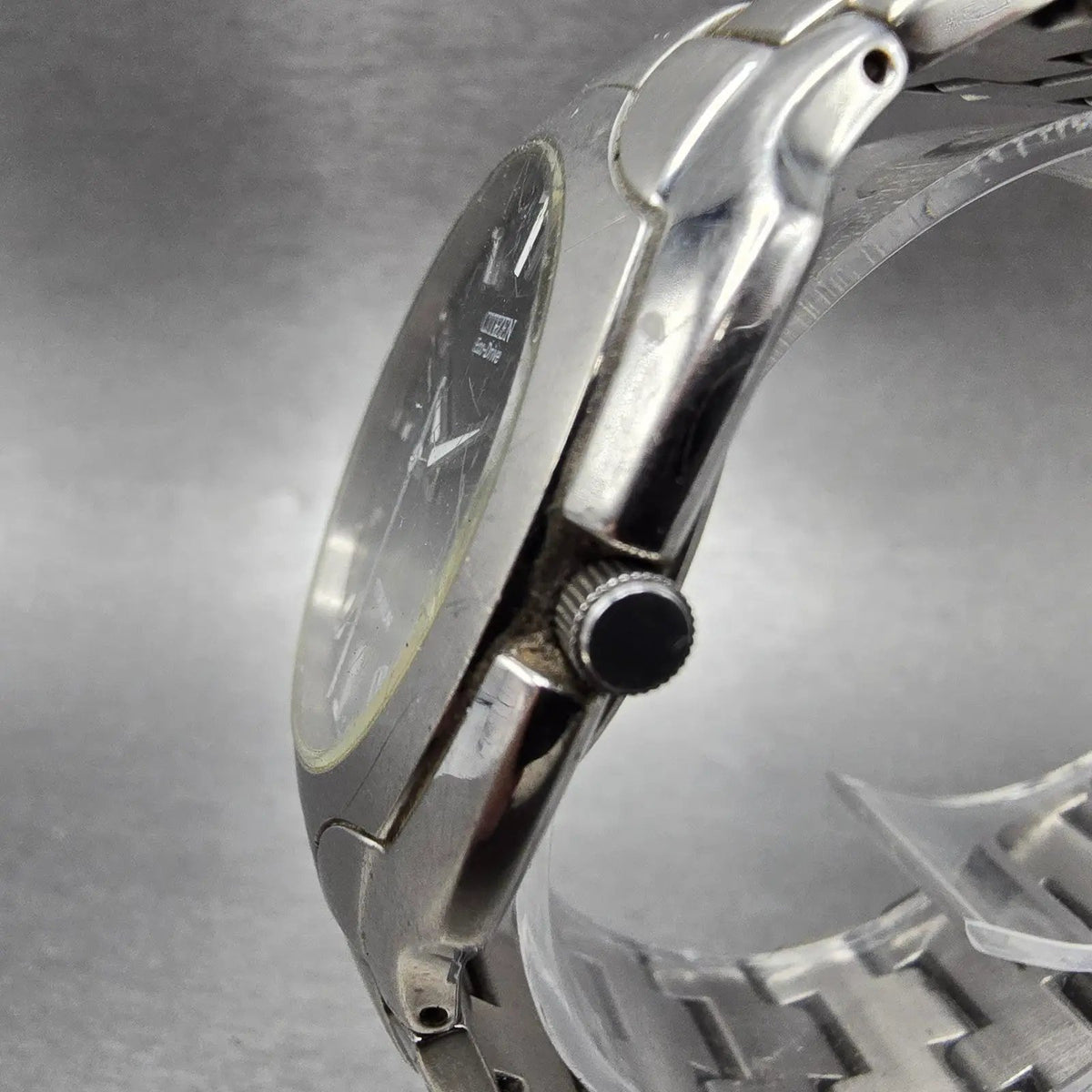 Citizen Eco-Drive Watch Men 38mm Black Dial Titanium Date E111-S049610 Runs JP2
