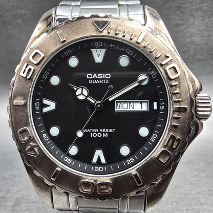Casio Diver Watch Men 40mm Black Dial Silver Tone Daydate MTD-1017 New Battery1