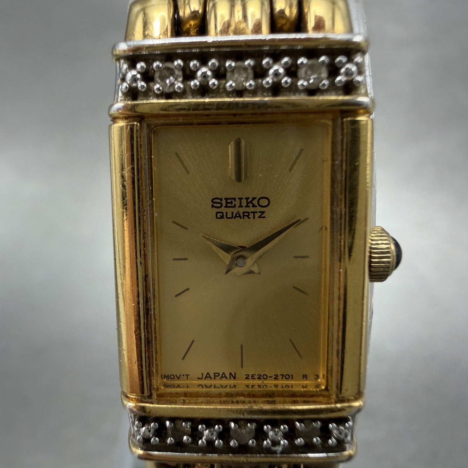 Seiko Tank Watch Women 14mm Champagne Dial Gold Tone 2E207191 New Battery1