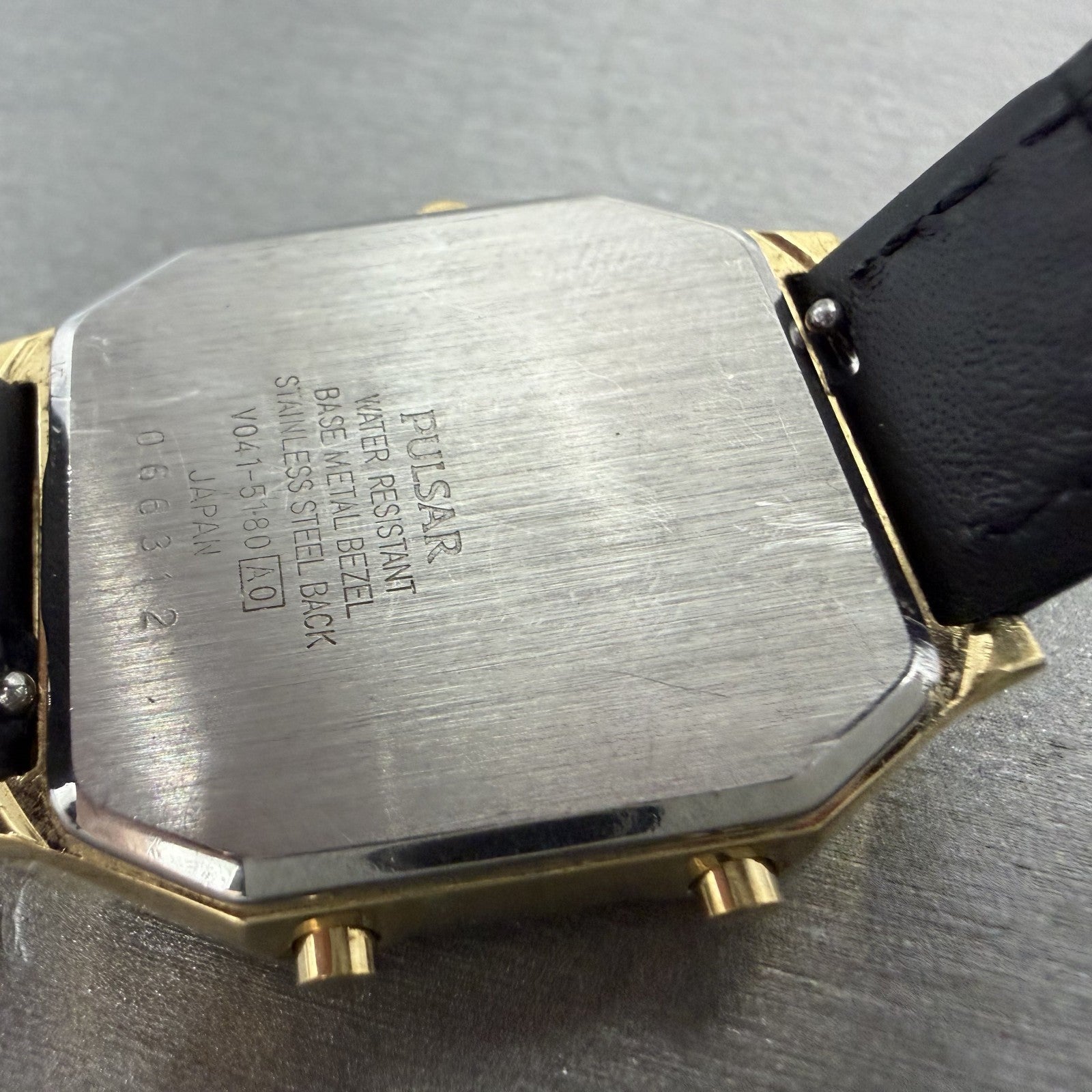 Pulsar Analog Digital Watch Men 29mm Black Dial Gold Octagon V0415180 New Batt9