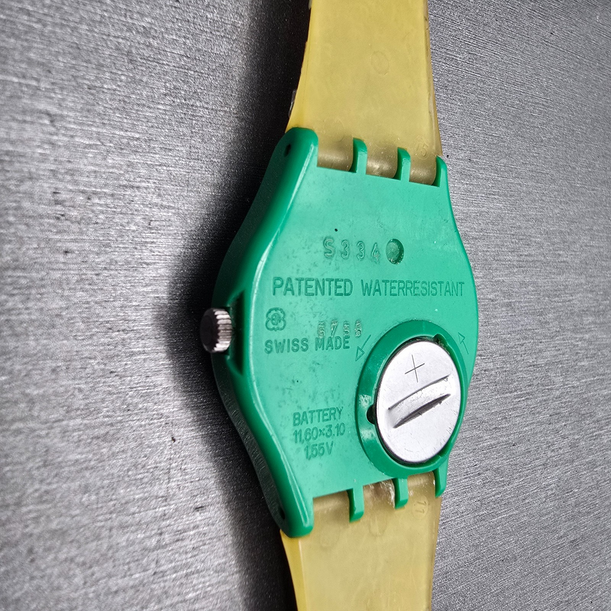 Swatch Cappuccino Watch Men 34mm White Dial Green Case Round GG121 New Battery12