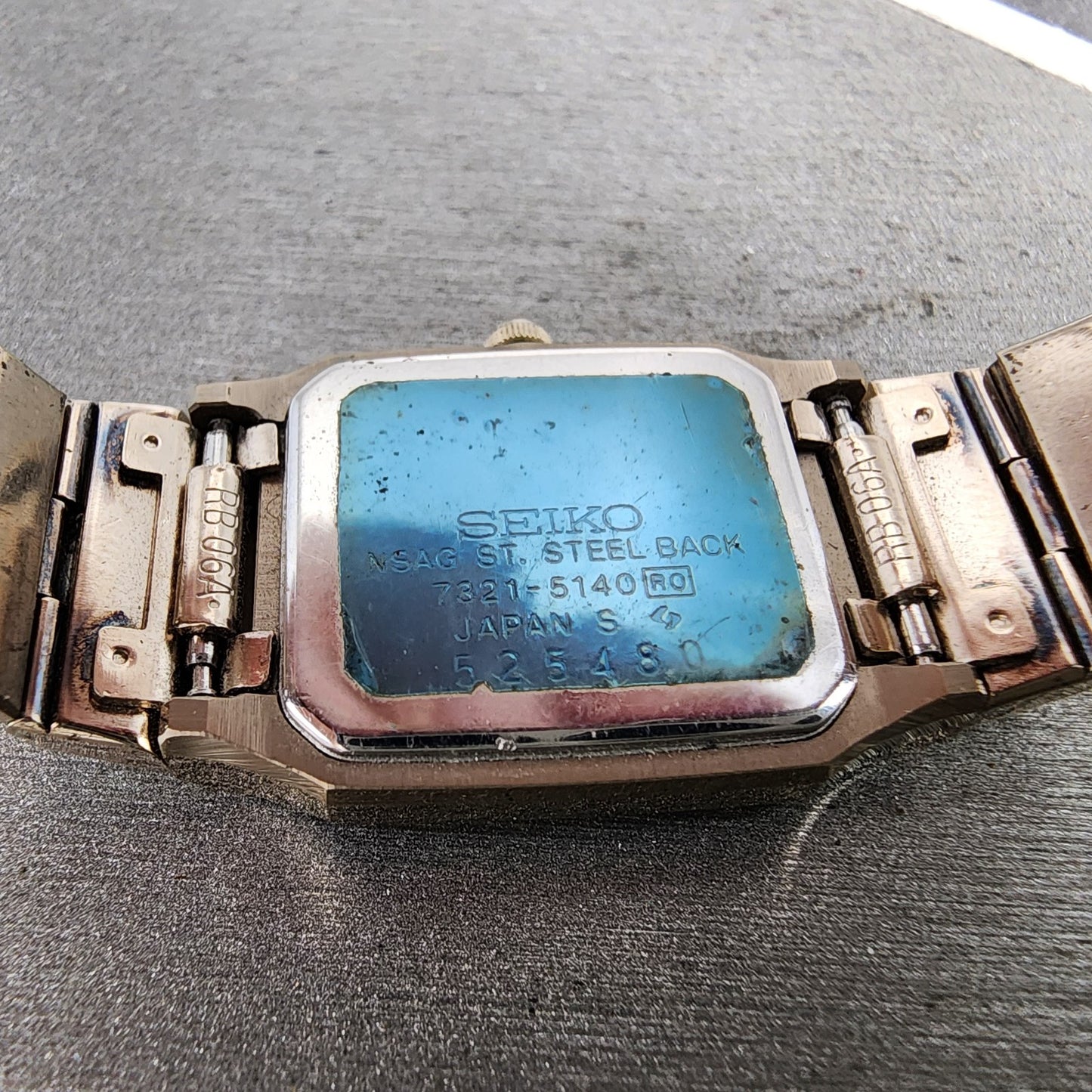 Seiko Exceline Tank Watch Women 19mm Silver Dial Gold Tone Rectangle New Battery9