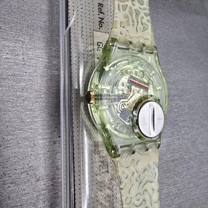 Swatch Tai Sun Watch Men 34mm Silver Dial Green Case GG133 New Battery NOS12