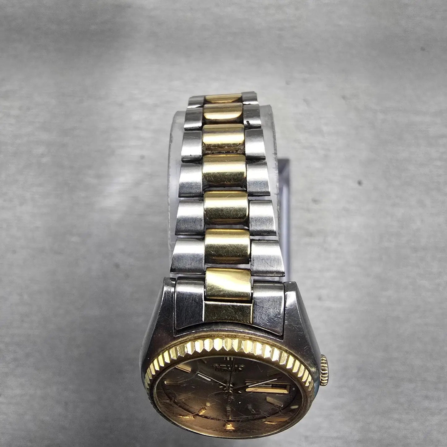 Seiko SQ Watch Women 24mm Silver Dial Two Tone Daydate Round 5823-0059 New Batt4