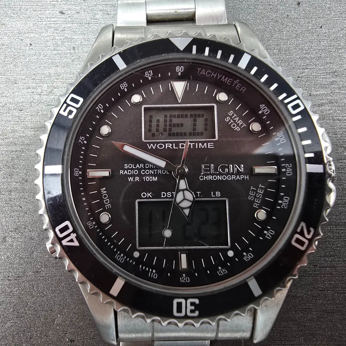 Elgin Dive Watch Men 42mm Black Dial Steel Atomic Solar Analog Digital Runs READ2