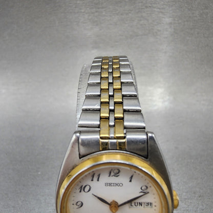 Seiko Watch Women 25mm White Dial Two Tone Daydate 7n430011 Round New BatteryBA4