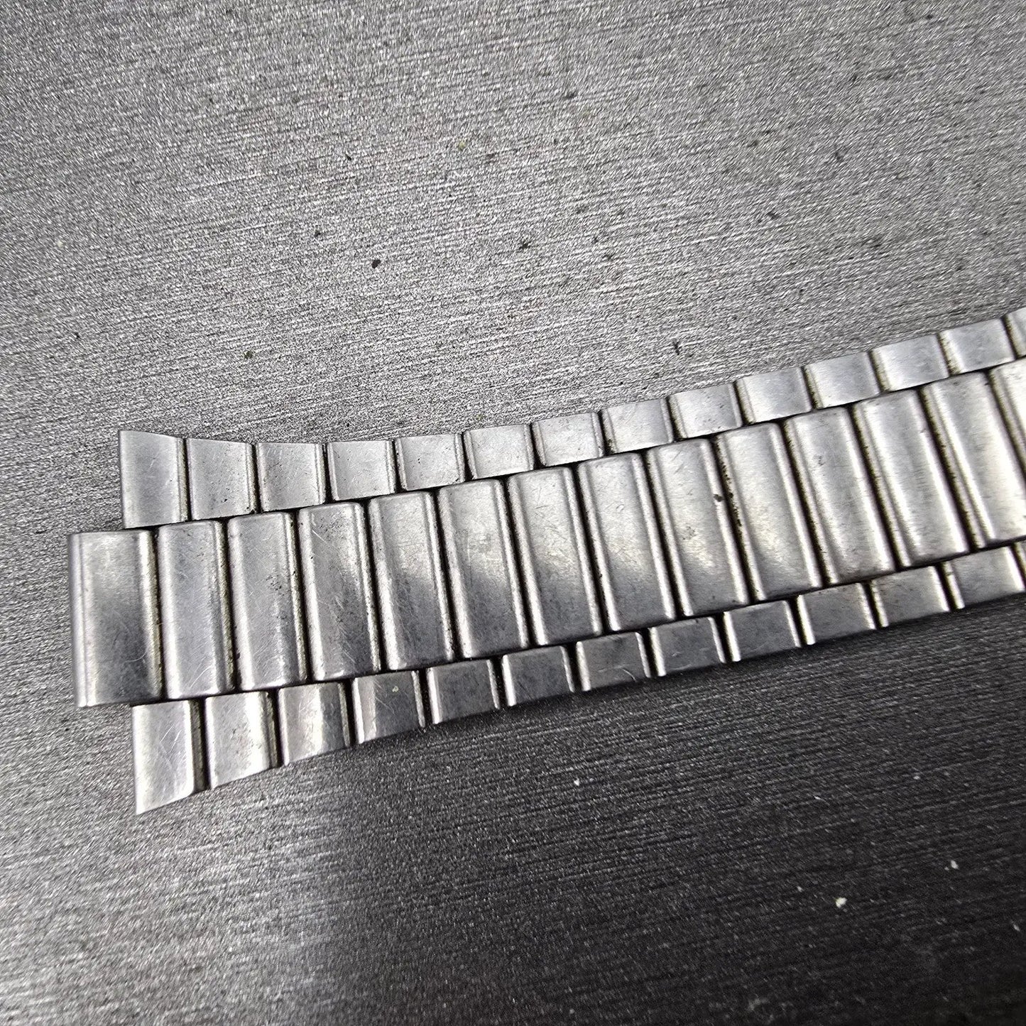 Seiko Bracelet 9mm Stainless Steel Silver Tone Tri Folding Clasp VTG Japan2