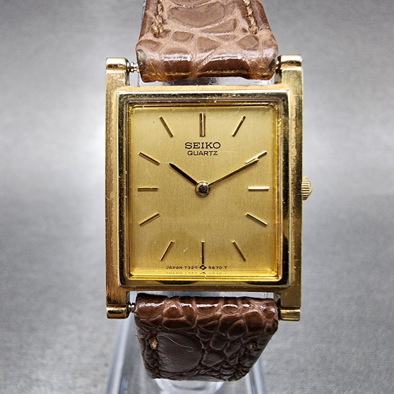 Seiko Tank Watch Women 20mm Champagne Dial Gold Tone 73205430 New Battery0