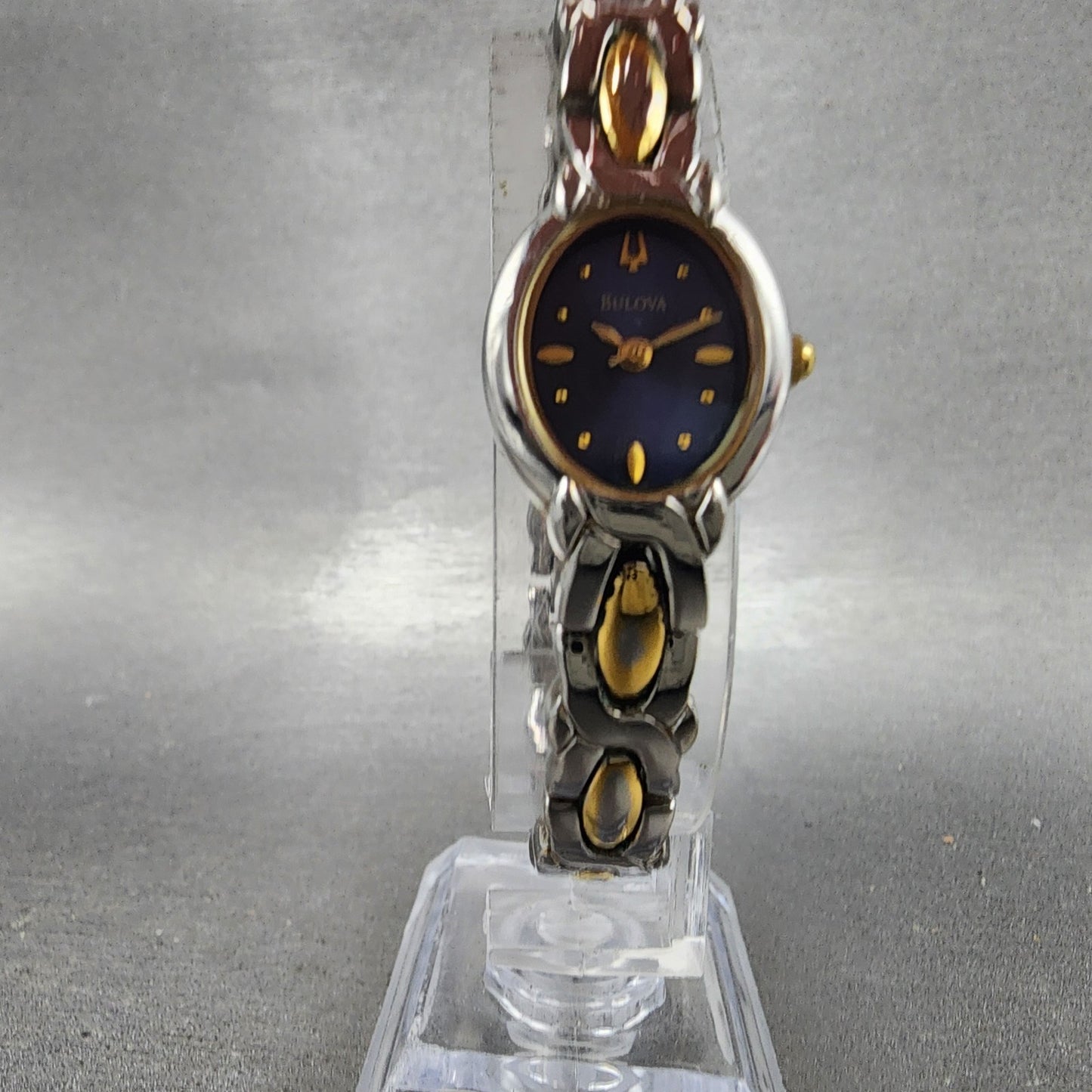Bulova Watch Women 17mm Blue Dial Two Tone Vintage Oval 98T72 New Battery5