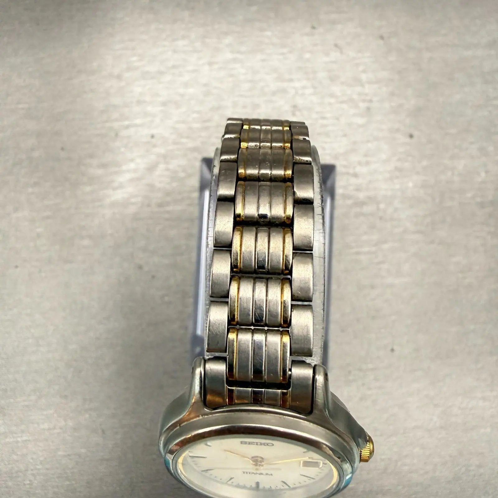 Seiko Titanium Watch Women 26mm White Dial Date Round 7N82-6D80 New Battery4