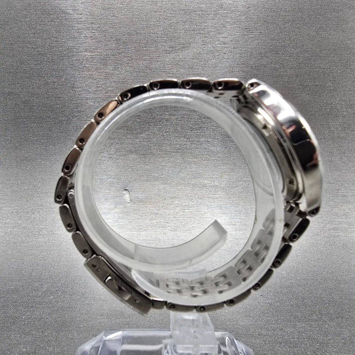 Seiko Solar Watch Women 29mm White Dial Silver Atomic Round 3B21-0AF0 READ!!!9