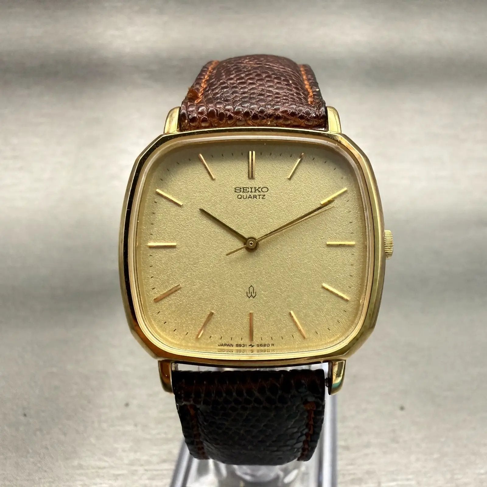 Seiko Watch Men 31mm Champagne Dial Gold Tone Rectangle 5931-5470 New Battery0