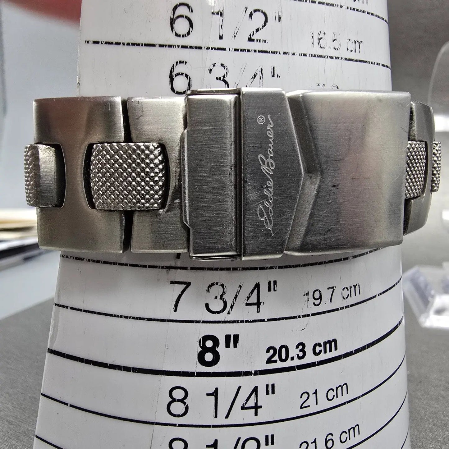 Eddie Bauer Dive Watch Men 41mm Silver Dial Silver Tone Date Round New Battery10