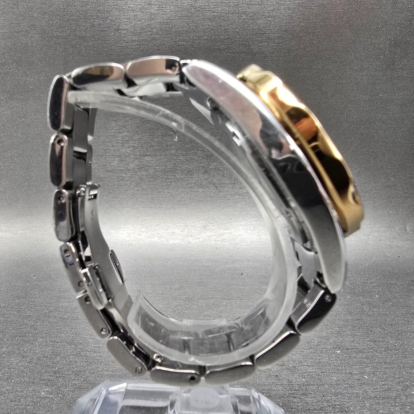 Invicta Angle Watch Women 38mm MOP Dial Two Tone Round 16063 New Battery8