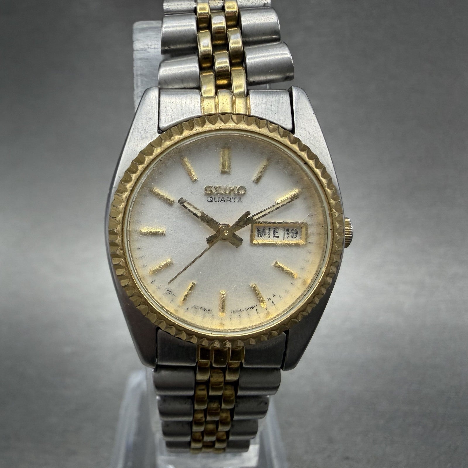 Seiko Watch Women 25mm White Dial Two Tone Daydate Round 7n83-0041 New Batt ONSI0