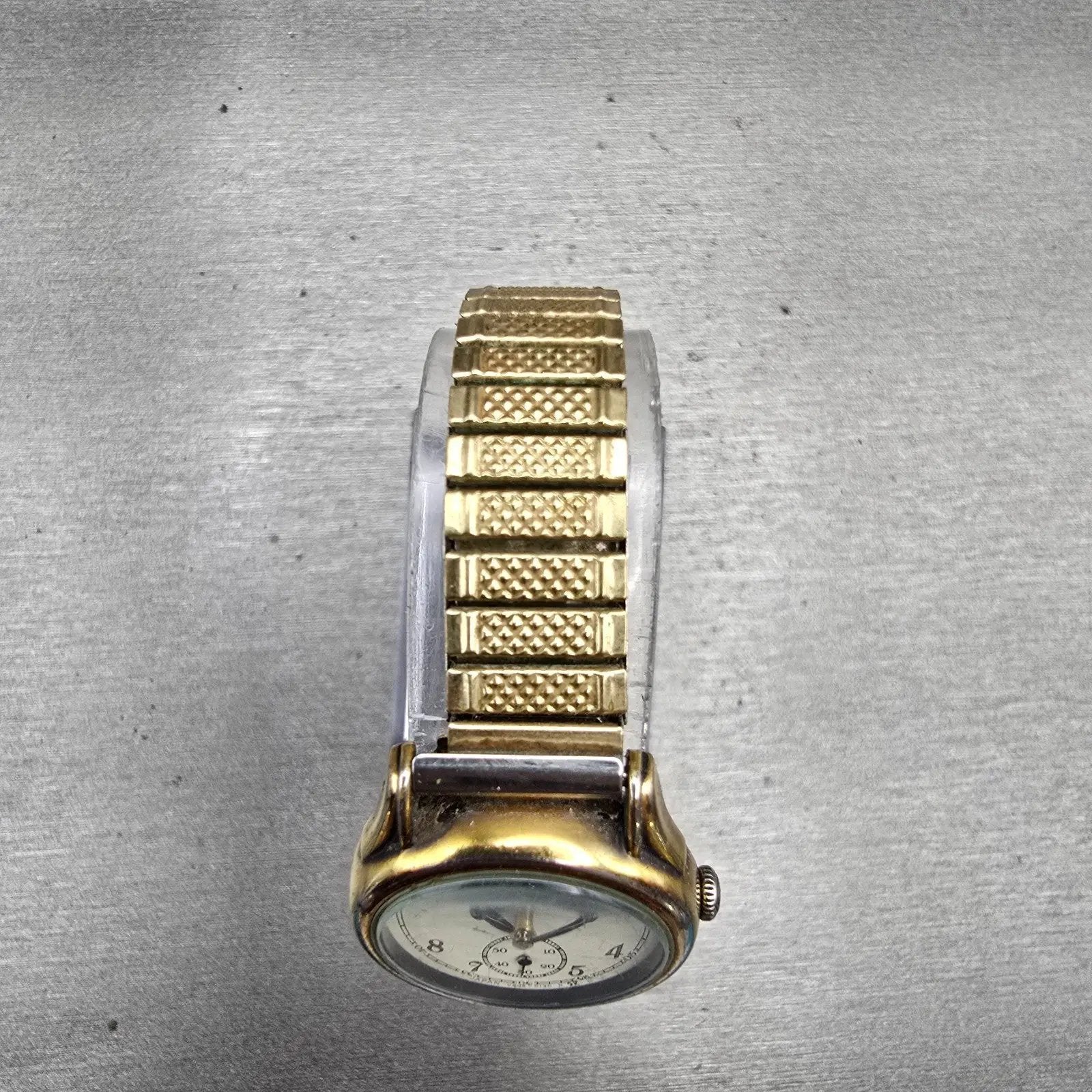 Seiko Alba Watch Women 23mm Ivory Dial Gold Tone Round V802-0020 New Battery VTG4