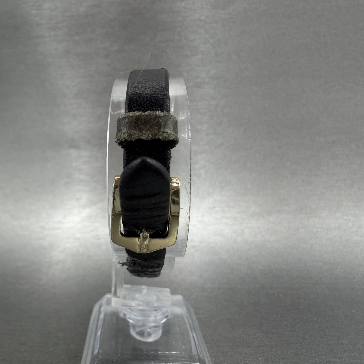 Seiko Tank Watch Women 13mm Black Dial Gold Tone Rectangle 2e206129 New Battery7