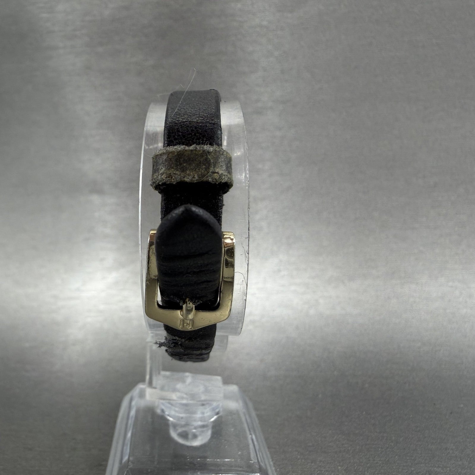 Seiko Tank Watch Women 13mm Black Dial Gold Tone Rectangle 2e206129 New Battery7