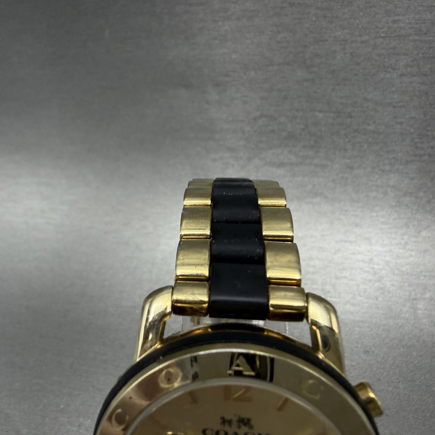 Coach Legacy Sport Watch Women 36mm Champagne Dial Gold Tone Round New Battery4