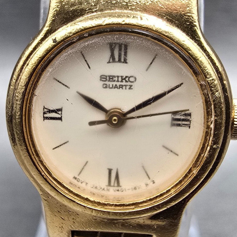 Seiko Watch Women Ivory Dial Gold Round V401-0518 New Battery Vintage JP1