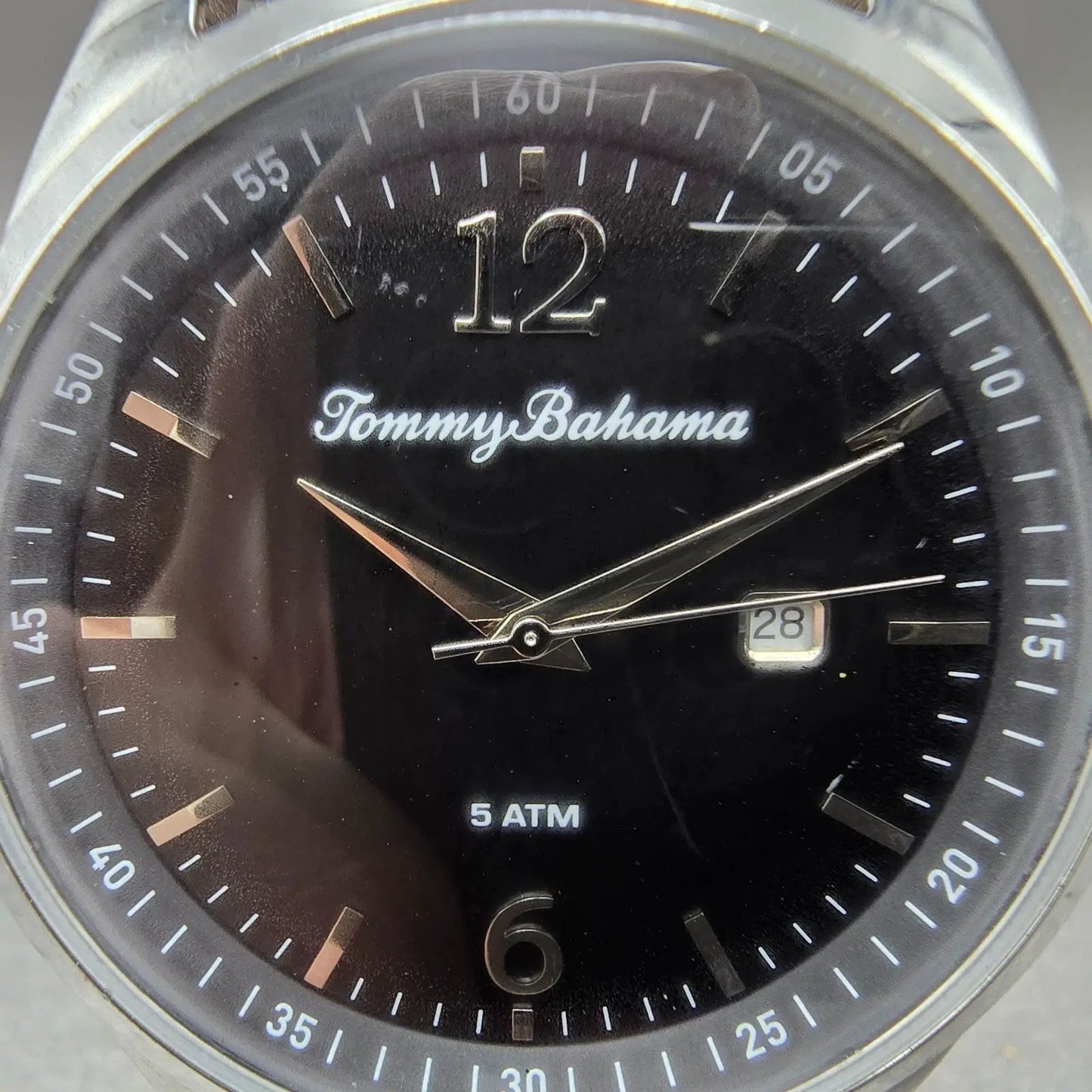 Tommy Bahama Watch Men 45mm Black Dial Silver Tone Date Round T01-16 New Battery1