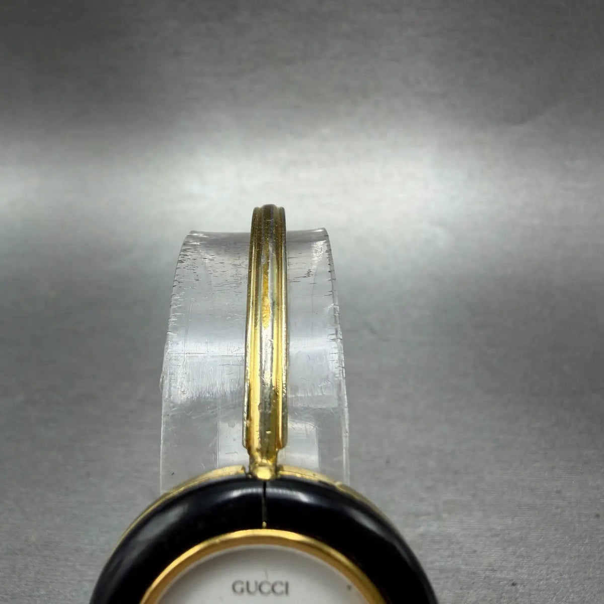 Gucci 1100L Watch Women 26mm White Dial Gold Plated Round Bezel New Battery VTG4