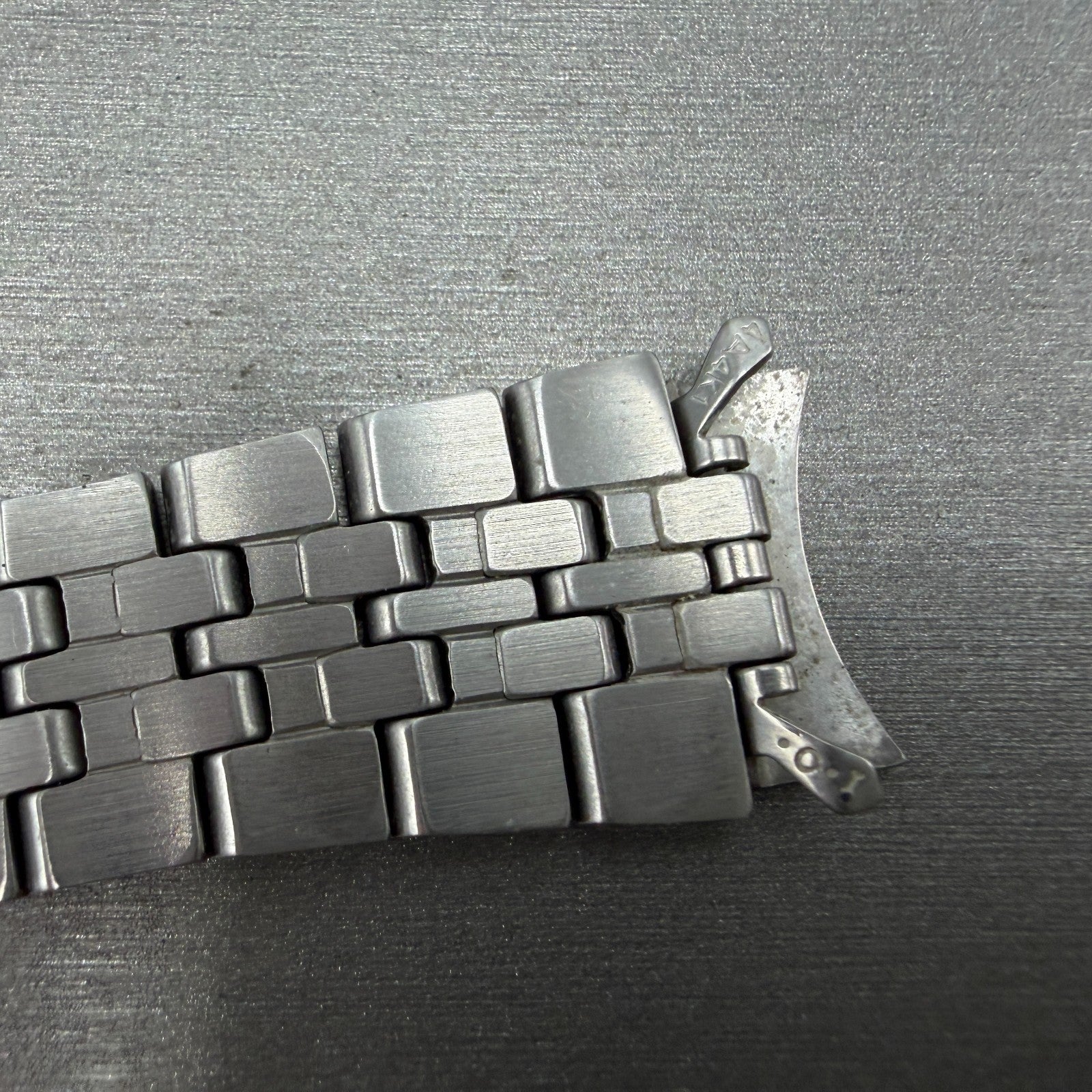 Seiko Bracelet 18mm Two Tone Stainless Steel 4A4K1C1 Tri-Folding Clasp10