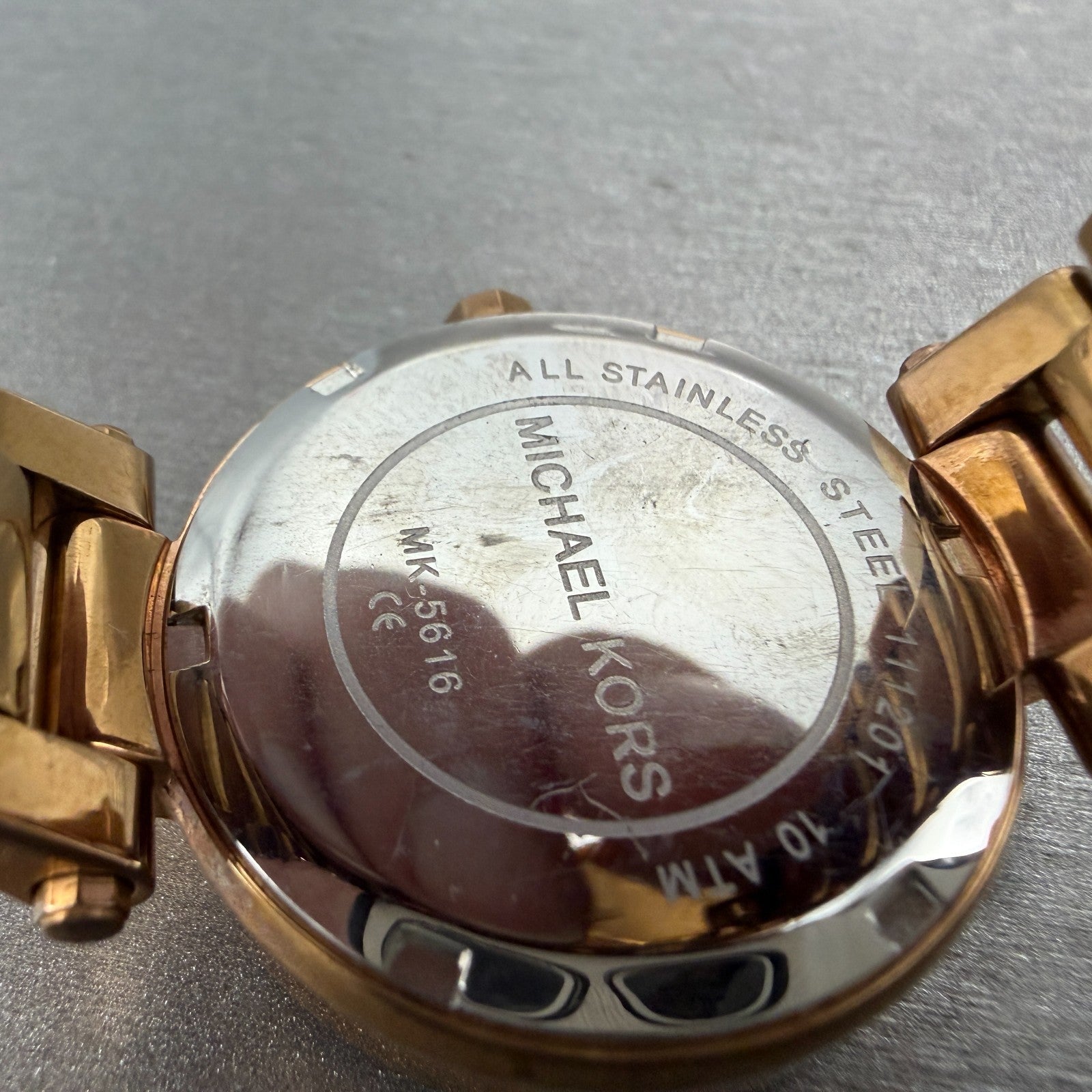 Michael Kors Mini Parker Watch Women 33mm MOP Dial Rose Gold Tone Daydate NewBat9