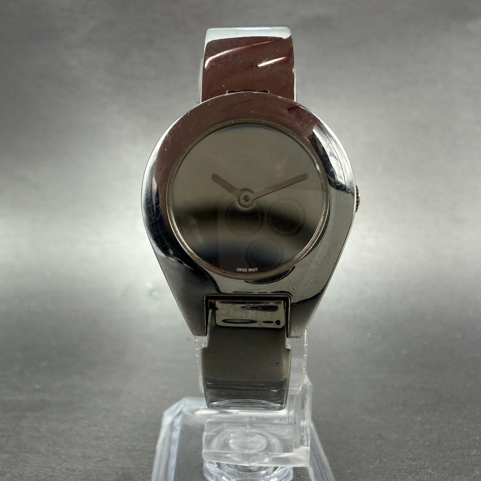 Gucci 6700L Watch Women 26mm Silver Dial Steel Case Round Bangle New Batt Mirror5