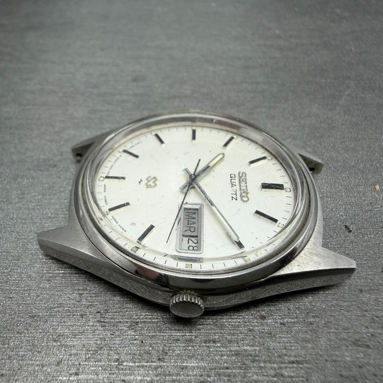 Seiko SQ Watch Men 35mm Silver Dial Silver Tone Daydate Round 7123-8429 PARTS6