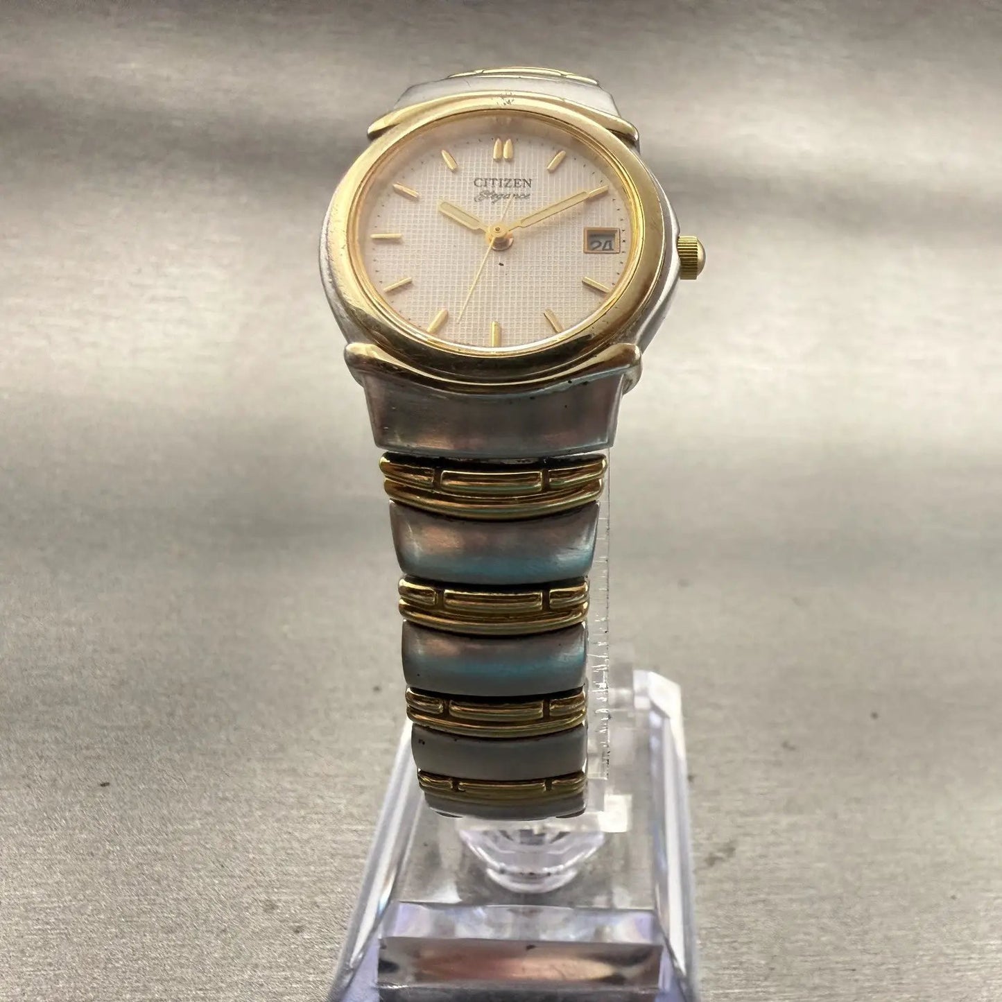 Citizen Elegance Watch Women 24mm White Dial Two Tone Date Round New Battery5