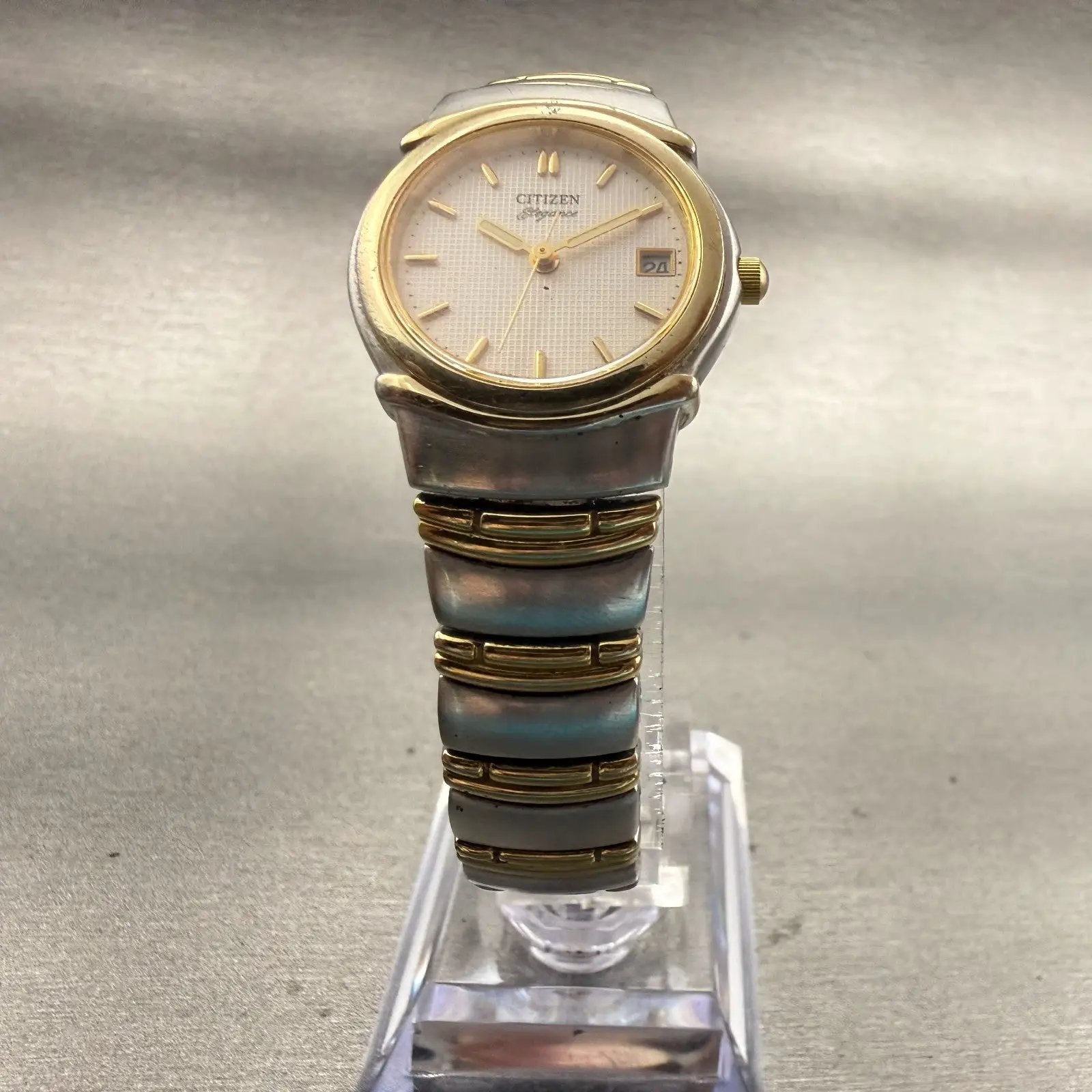 Citizen Elegance Watch Women 24mm White Dial Two Tone Date Round New Battery5