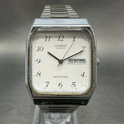 Casio MQ-518 Watch Men 30mm Silver Dial Silver Tone Rectangle Daydate New BattHJ0