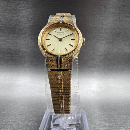 Seiko Watch Women 19mm Champagne Dial Gold Tone Round 2Y00-0189 New Battery5