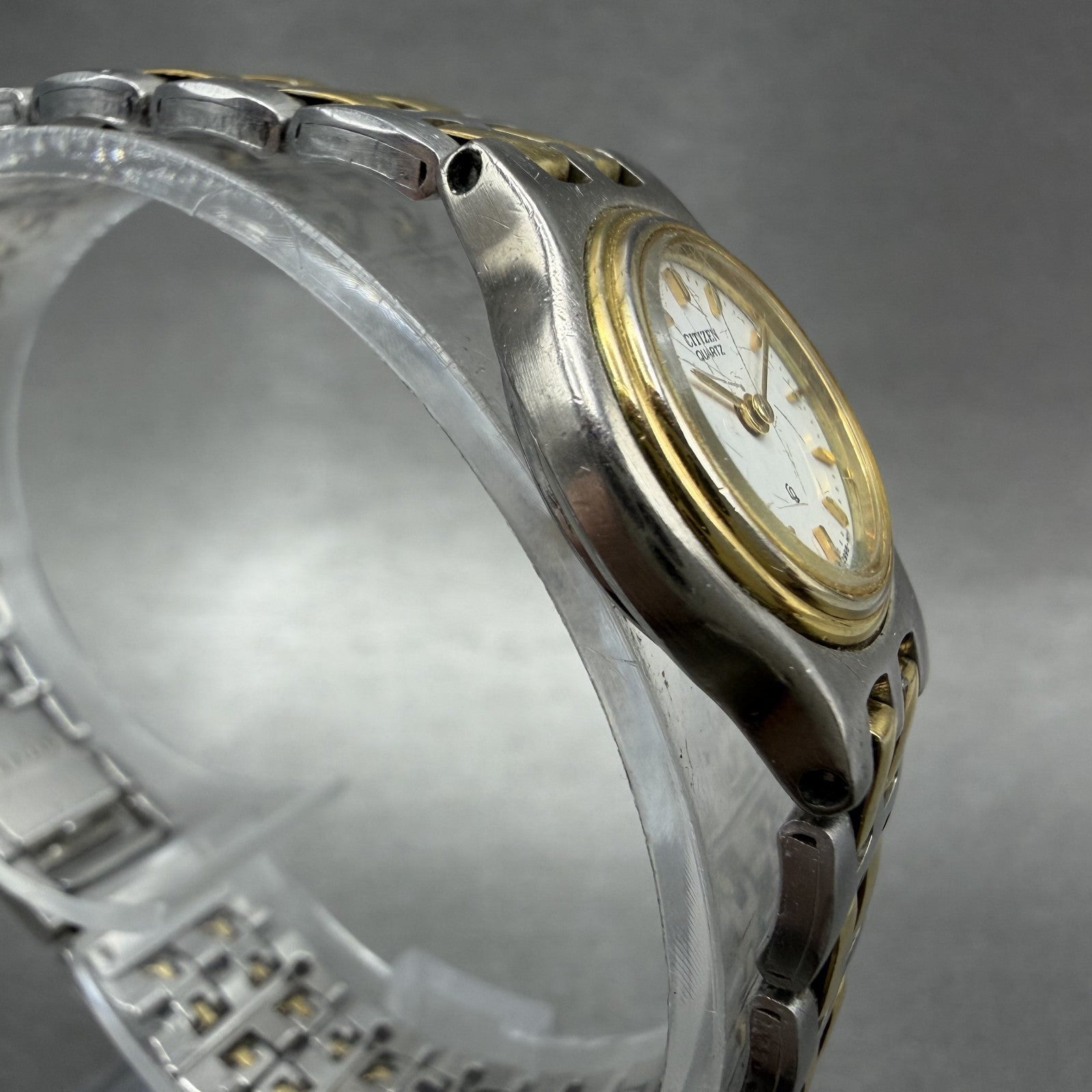 Citizen CQ Watch Women 20mm White Dial Two Tone Round 3220324714 New Battery3