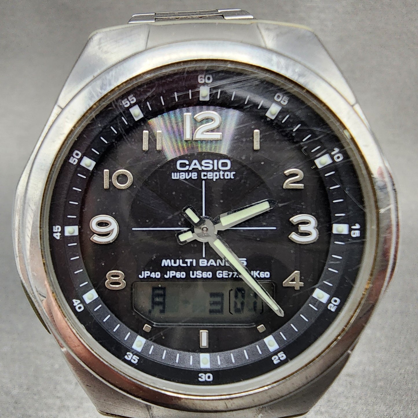 Casio Wave Ceptor Watch Men 41mm Black Dial Silver Tone Analog Digital Solar Run1