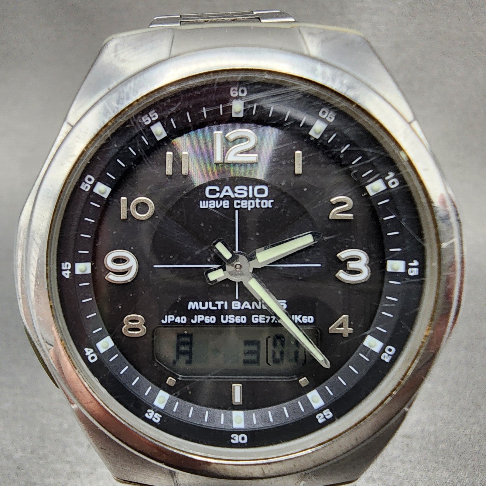 Casio Wave Ceptor Watch Men 41mm Black Dial Silver Tone Analog Digital Solar Run1